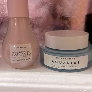 {SOLD}Glow recipe & herbivore bundle